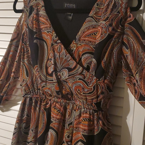 Dress - Picture 2 of 3